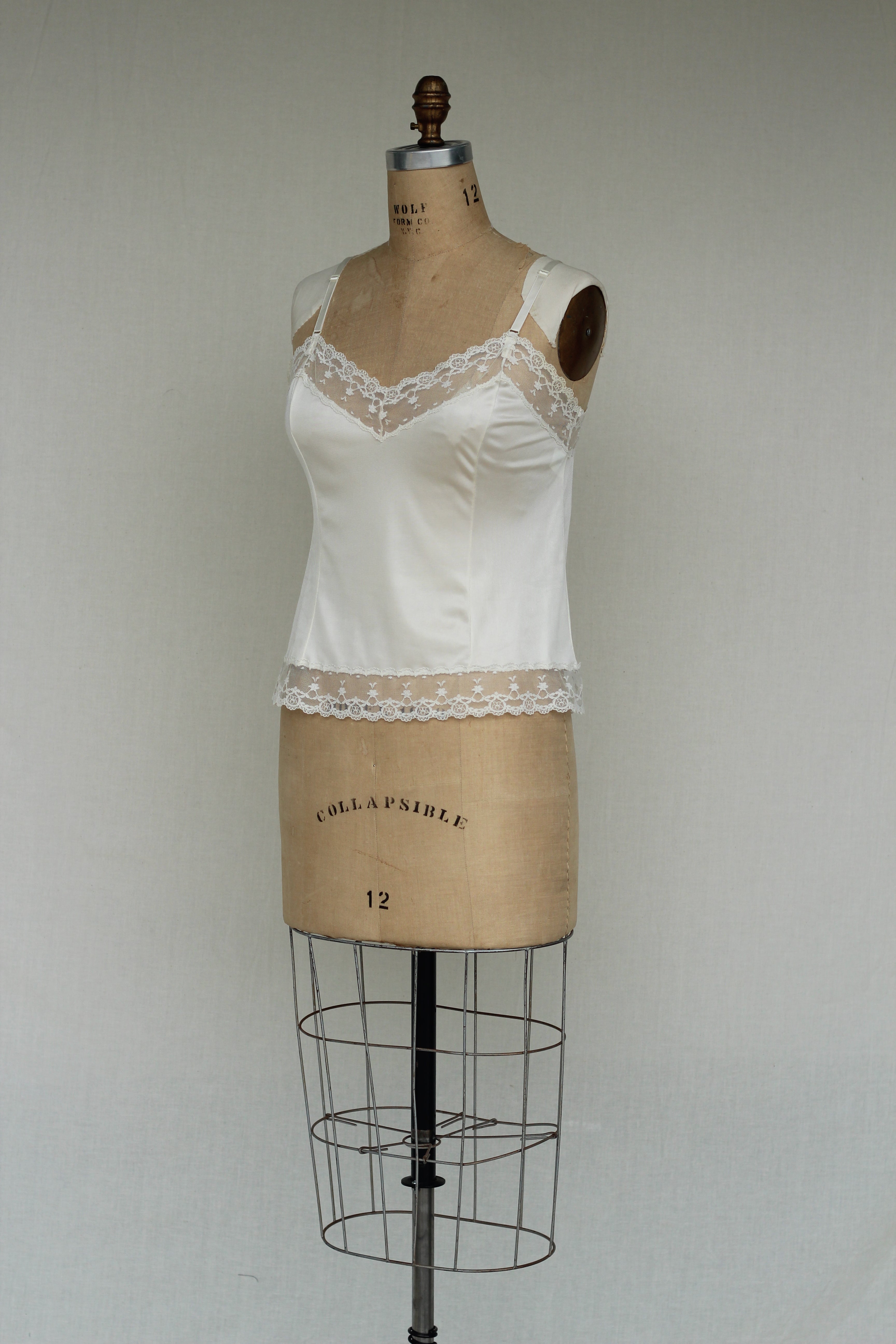 Fortune Ivory Lace Vintage Camisole – Emillie and Harlow