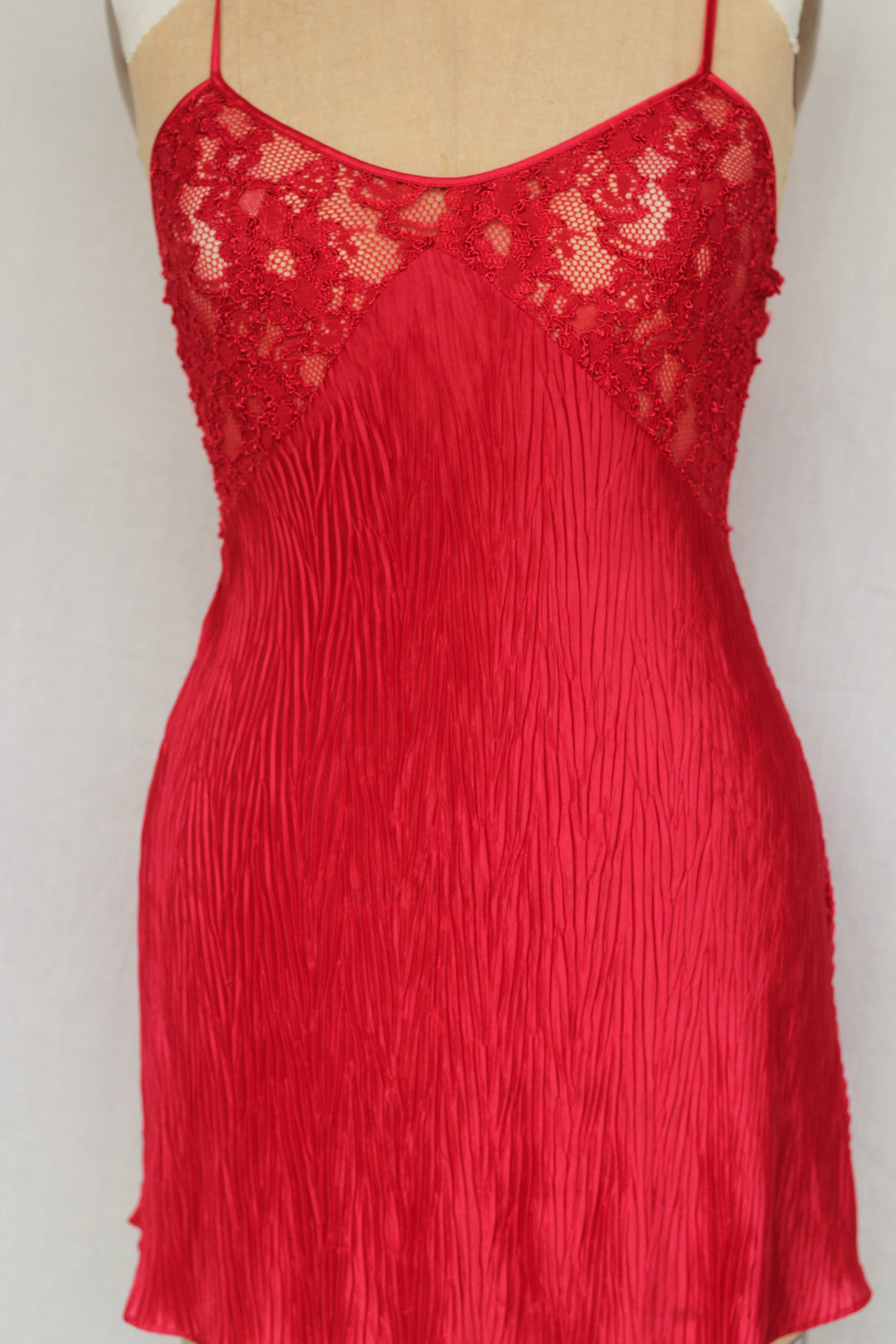 Val Mode Vintage Red Sexy Slip Dress – Emillie and Harlow Val Mode Vintage Red Sexy Slip Dress – Emillie and Harlow