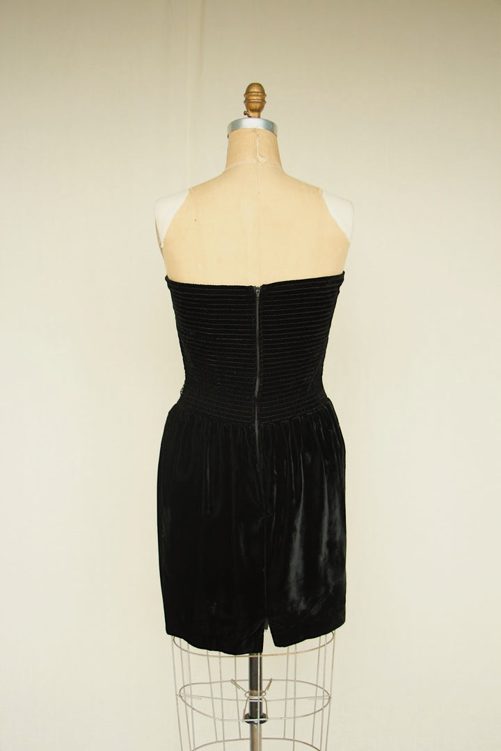 Vintage Black Velvet Sleeveless Mini Dress