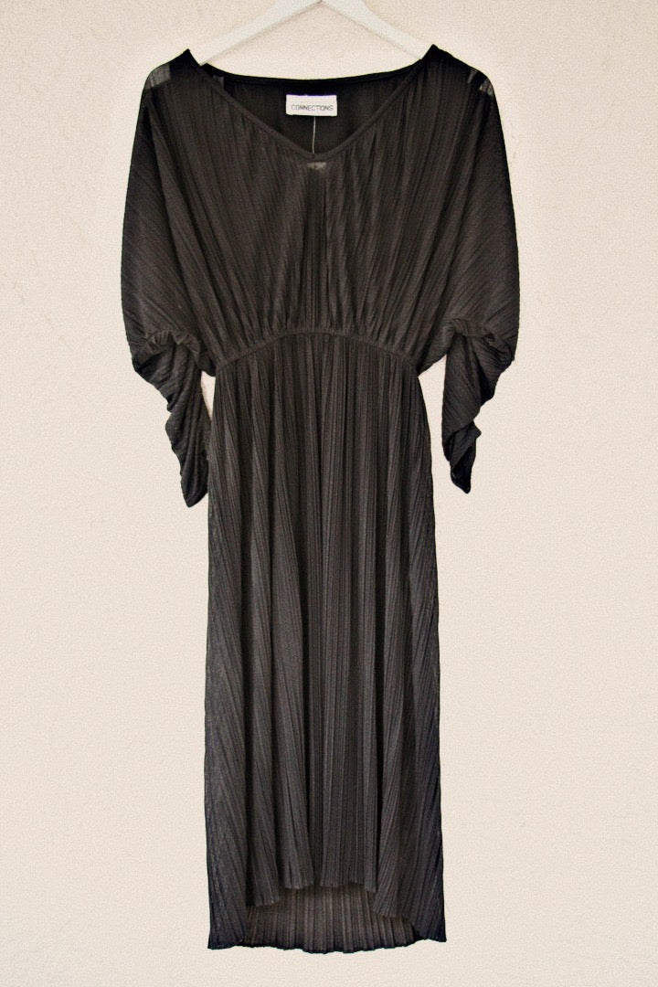 Winter Bliss Black Pleated Midi Dress