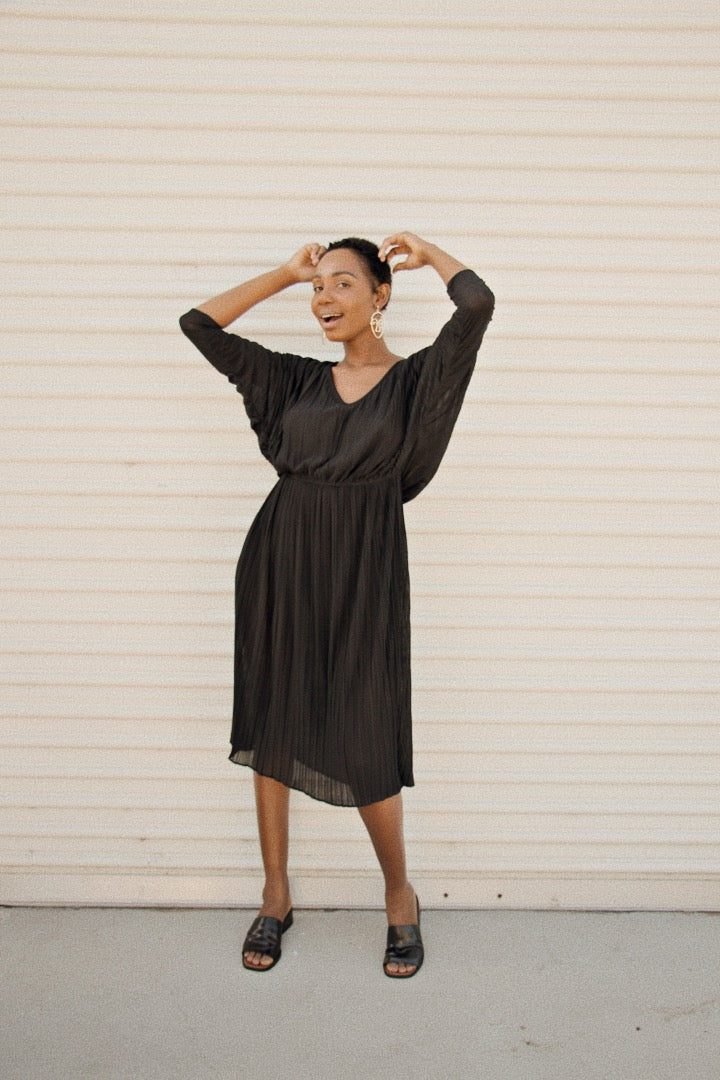 Winter Bliss Black Pleated Midi Dress